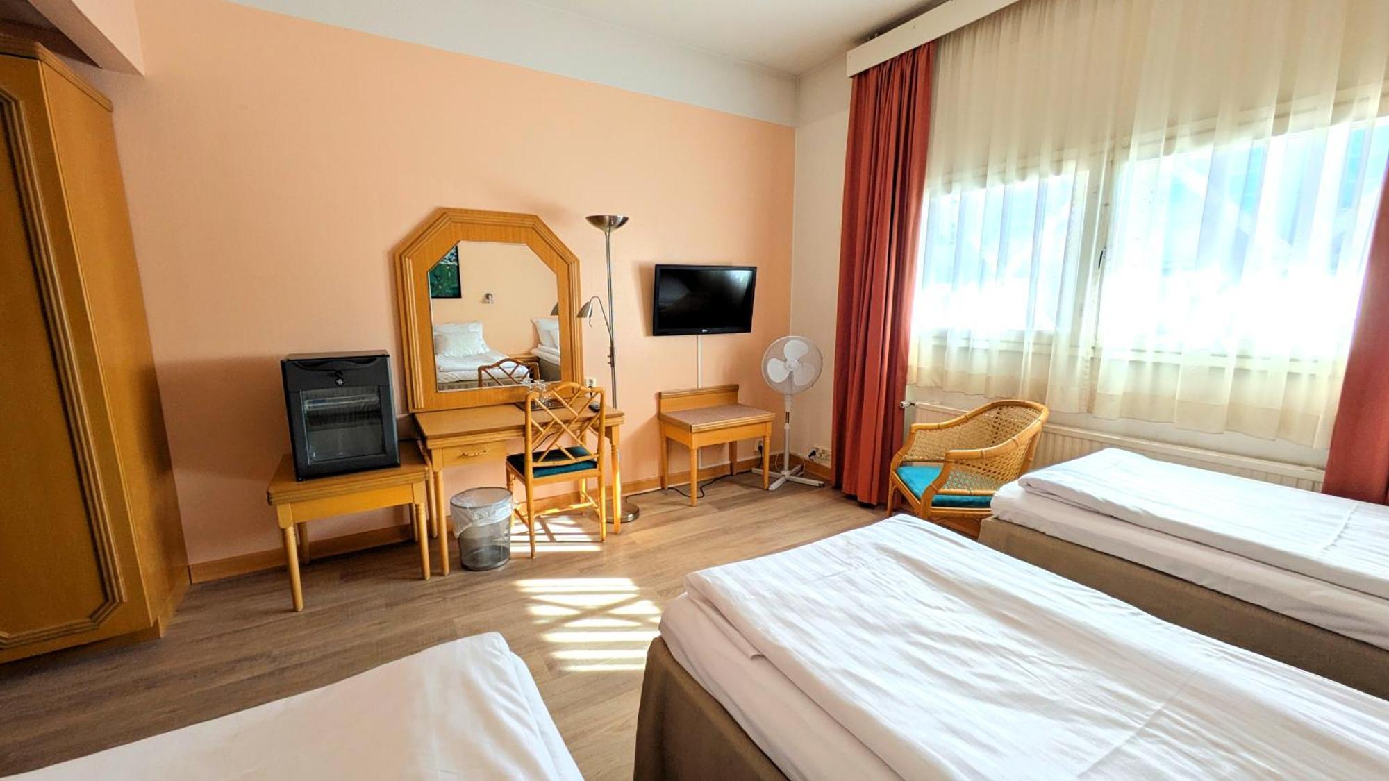 Hiisi Hotel Turku Seaport Bagian luar foto