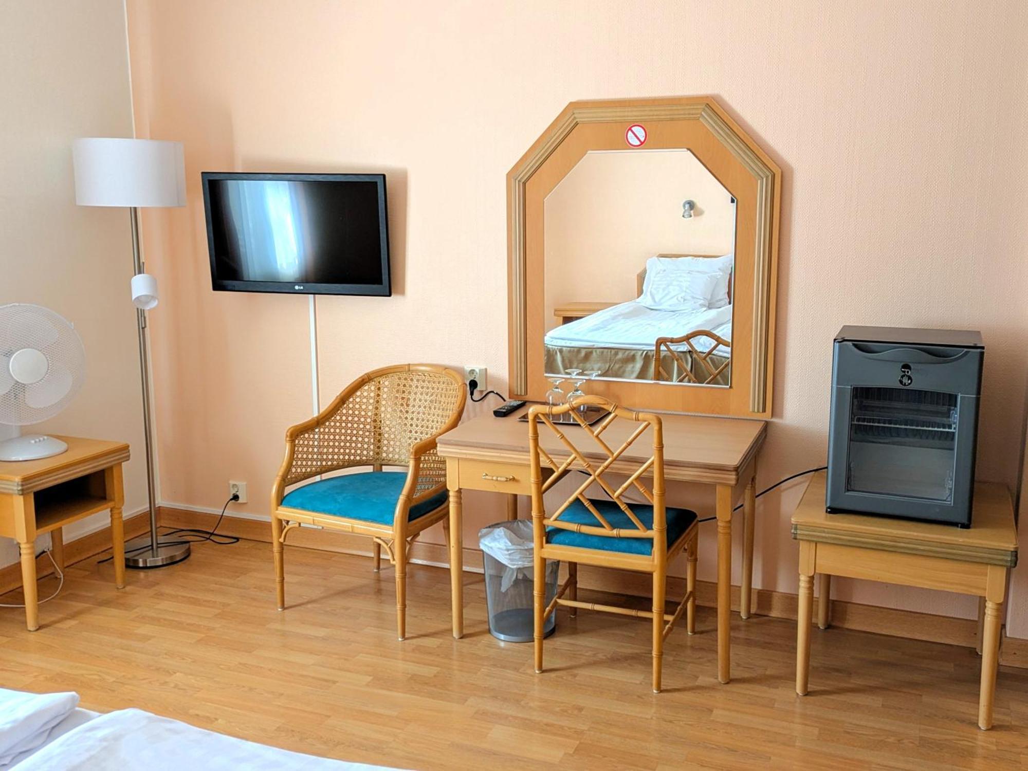 Hiisi Hotel Turku Seaport Bagian luar foto