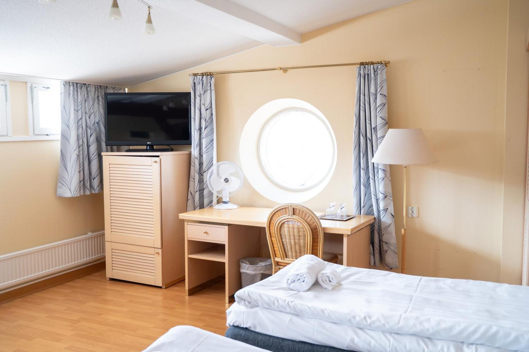 Hiisi Hotel Turku Seaport Bagian luar foto