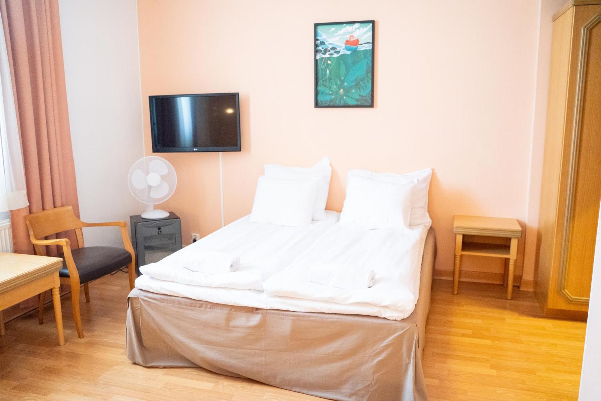 Hiisi Hotel Turku Seaport Bagian luar foto