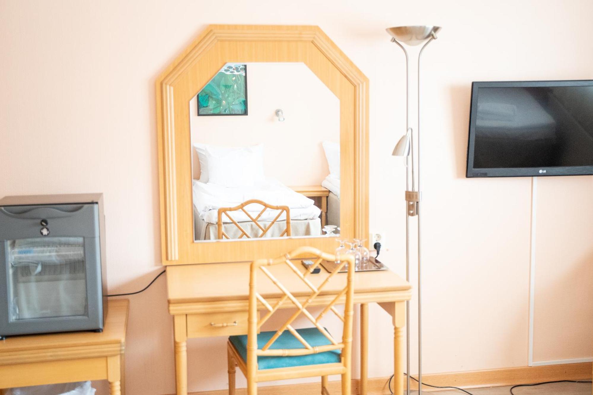 Hiisi Hotel Turku Seaport Bagian luar foto