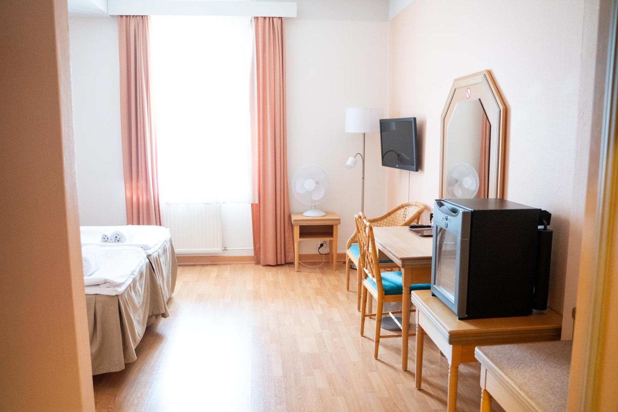 Hiisi Hotel Turku Seaport Bagian luar foto