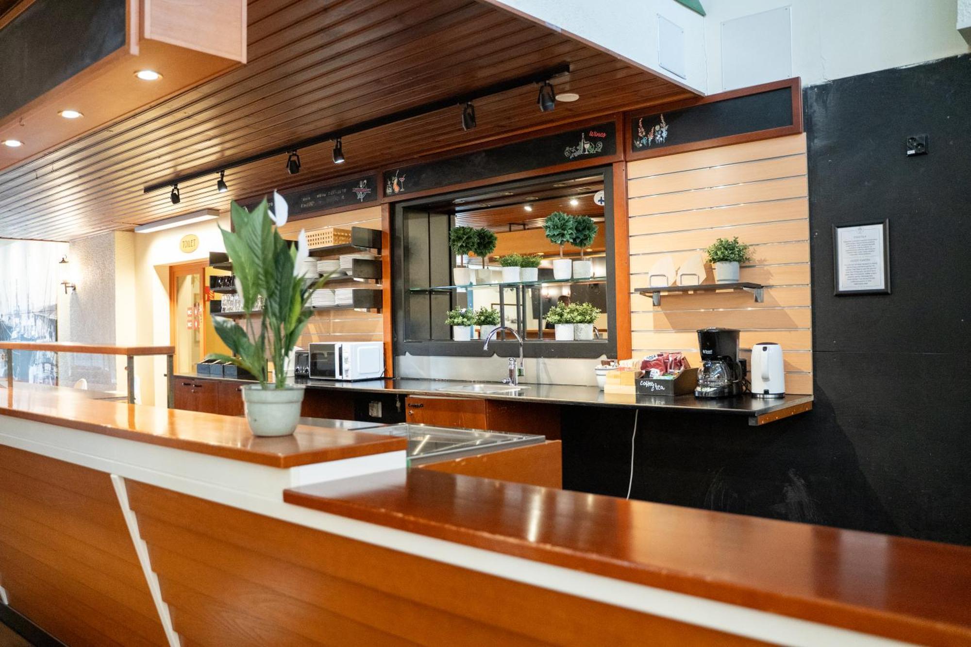 Hiisi Hotel Turku Seaport Bagian luar foto